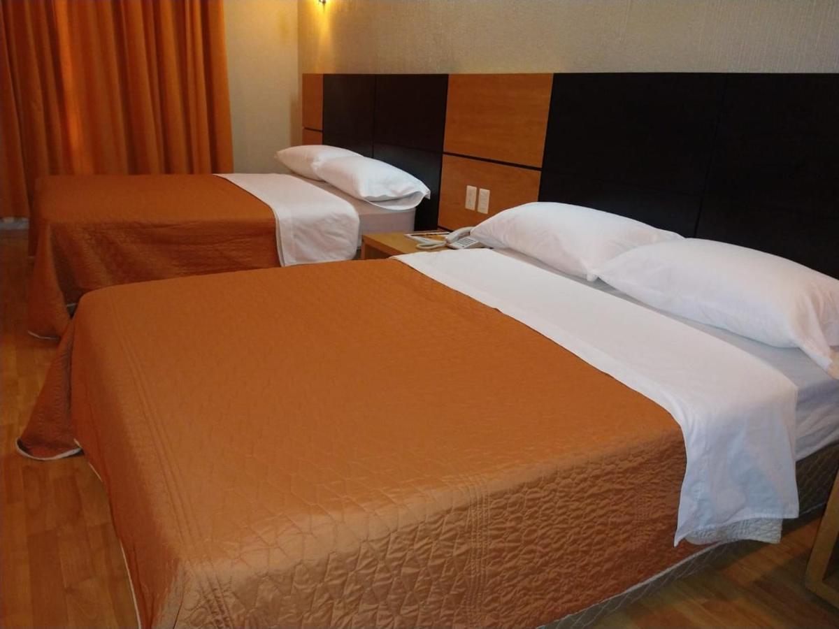 Hotel Oasis Heroica Caborca Exterior photo