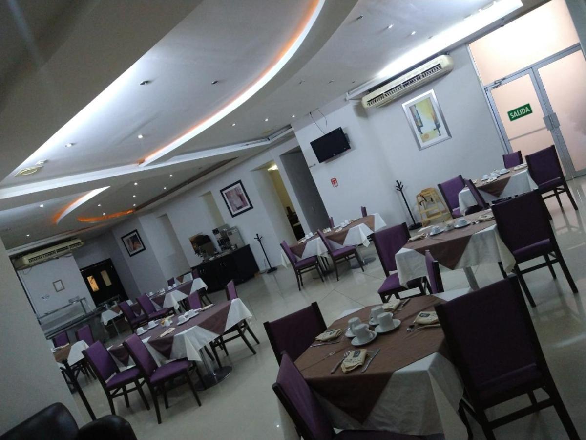 Hotel Oasis Heroica Caborca Exterior photo